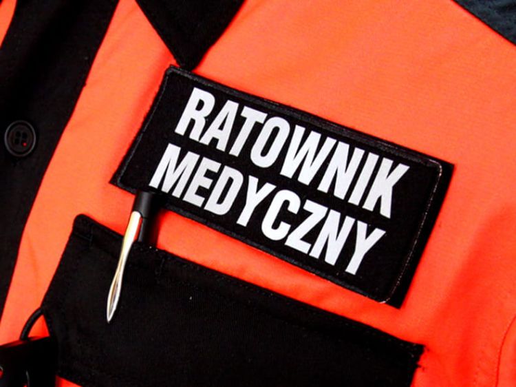 Emblemat RATOWNIK odblaskowy na rzepie 13 x 5 cm