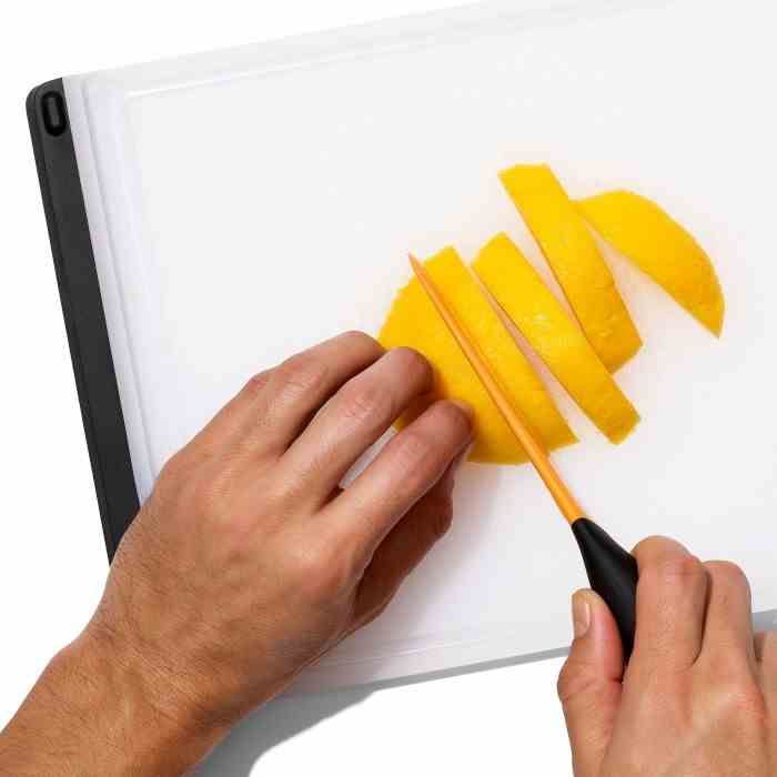 Krajalnica do mango 2w1 czarno-żółta GoodGrips / OXO