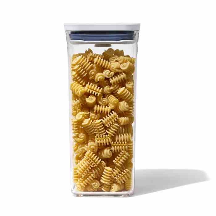 Pojemnik POP 1,6l kwadrat S średni Good Grips / OXO