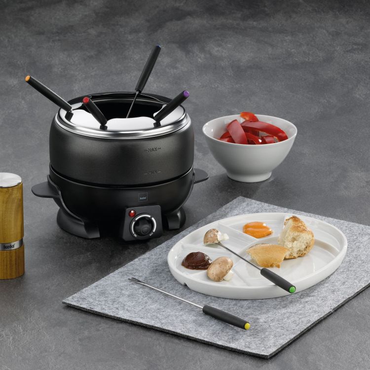 Fondue elektryczne, dla 6 os., 1,7 l, 26 x 26 x 17 cm Simplon / Kela