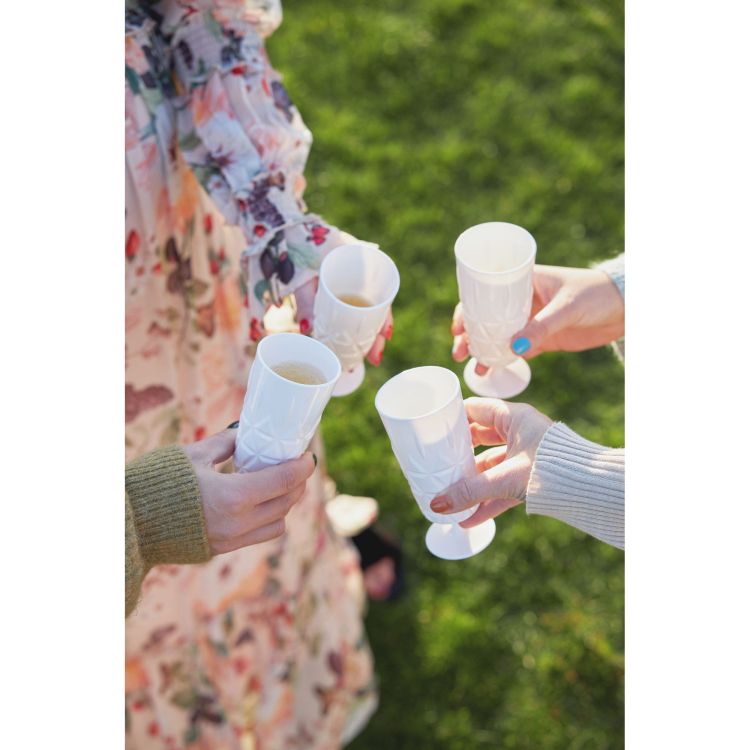 Kieliszki piknikowe do szampana, biały akryl, 4 sztuki, 0,2 l Outdoor Eating / Sagaform
