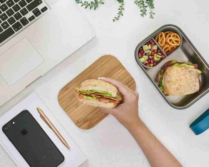 Lunch box stalowy L, morski / Black+Blum