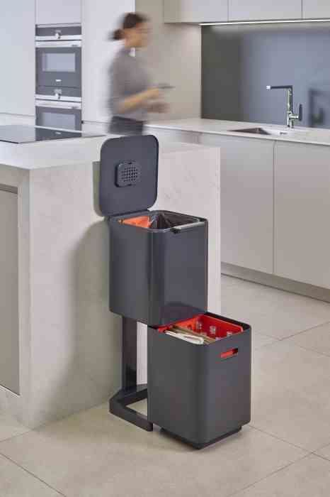 Kosz do segregacji 40l Totem Compact, grafito / Joseph Joseph