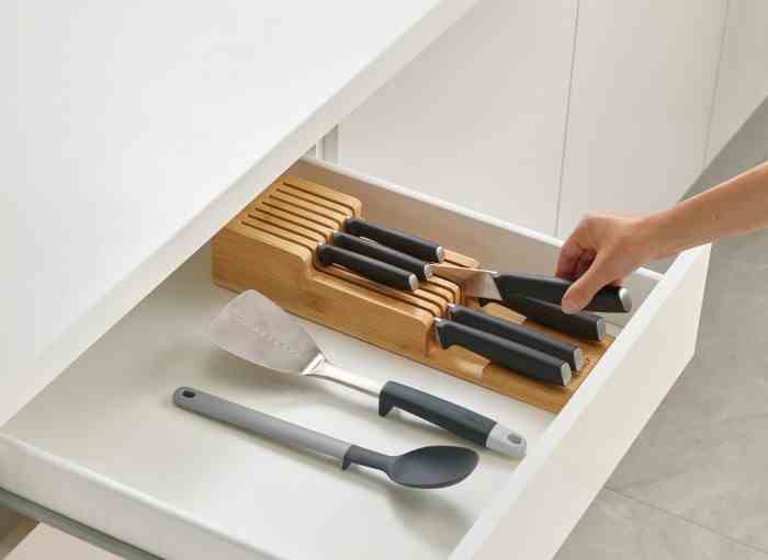 Organizer na noże DrawerStore Bamboo / Joseph Joseph