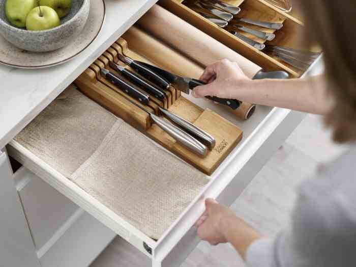 Organizer na sztućce DrawerStore Bamboo / Joseph Joseph