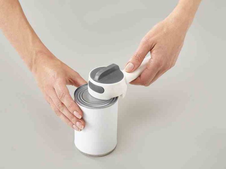 Otwieracz do puszek Can-Do Plus / Joseph Joseph