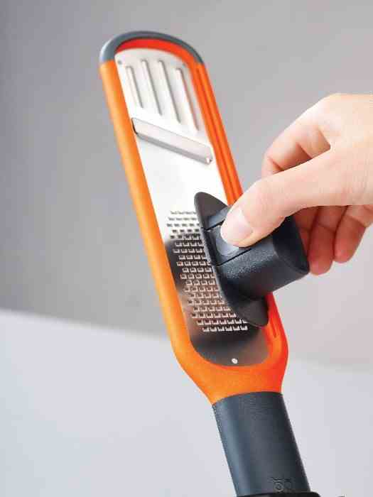 Tarka z plastrownikiem Handi-Grate, pomarańc / Joseph Joseph