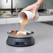 Waga cyfrowa SwitchScale, szara / Joseph Joseph