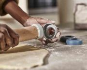 Wałek drewniany regulowany, sky NEW / Joseph Joseph
