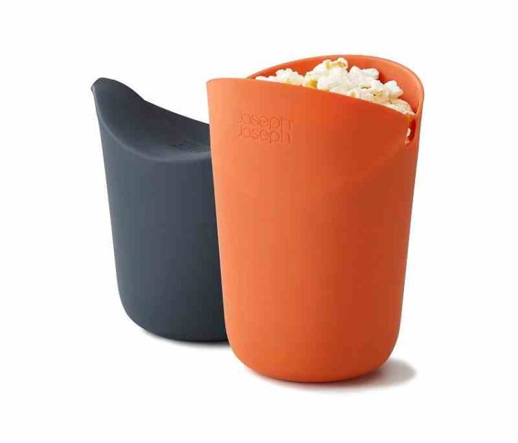 Zestaw 2 pojemników do popcornu w mikrofali M / Joseph Joseph