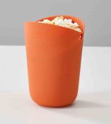 Zestaw 2 pojemników do popcornu w mikrofali M / Joseph Joseph