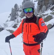 Polar ratowniczy North-Wind PRM-23 FLUO z kapturem oraz kompletem emblematów