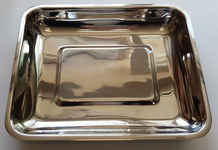 Taca metalowa duża 270 x 230 x 35 mm