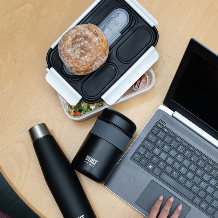 Lunchbox ze sztućcami czarny / Built