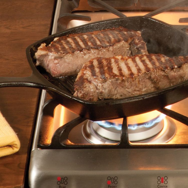 Patelnia żeliwna grillowa kwadratowa 26 cm / Lodge