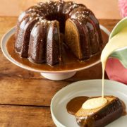 Okrągła patera z kamionki Big Love Showstopper 31 cm / Jamie Oliver