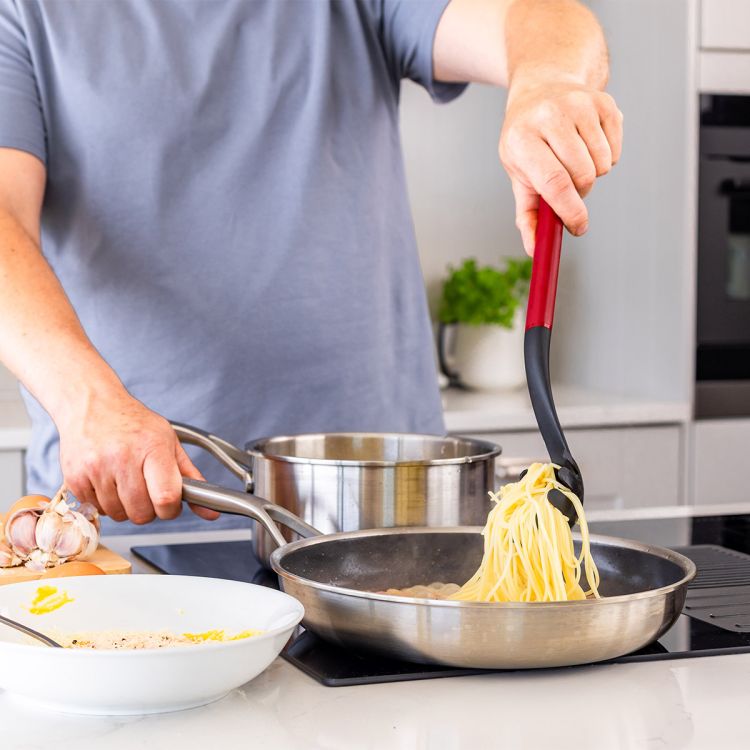 Łyżka do makaronu Empire Red / KitchenAid
