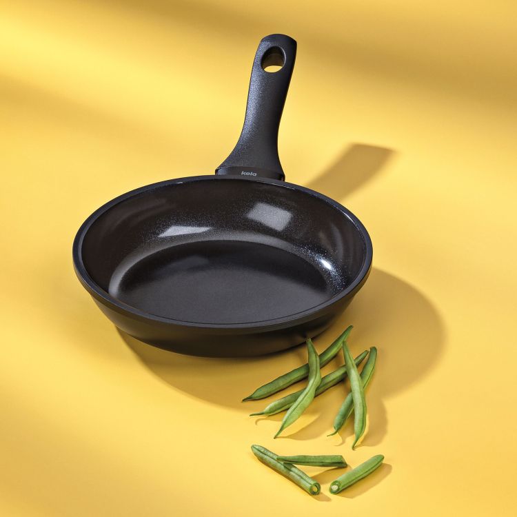 Patelnia ceramiczna 28cm czarna Atura / Kela