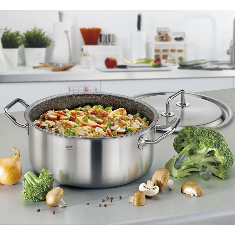 Garnek niski z powłoką nieprzywierającą Spring Cut Resist Pure, stal nierdzewna, śred. 24 cm, 4,7 l