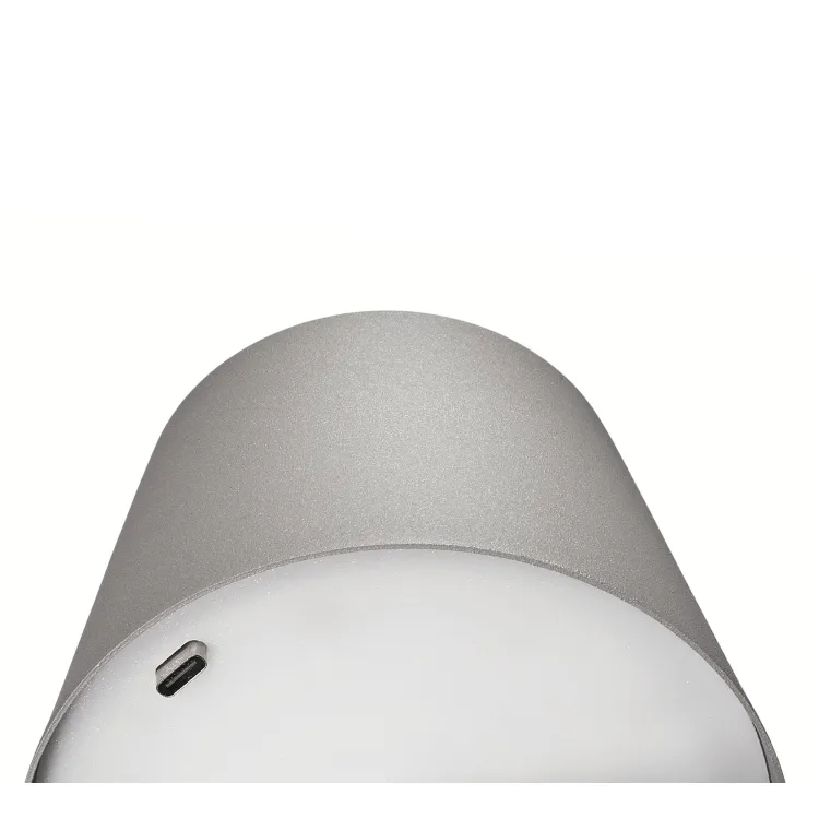 Lampka stołowa ładowana przez USB Sole Cilio, 3 poziomy jasności, śred. 11 x 35 cm