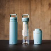 Butelka termiczna z zaparzaczem do Cold Brew Moshi 0,6L - miętowa / Leopold Vienna