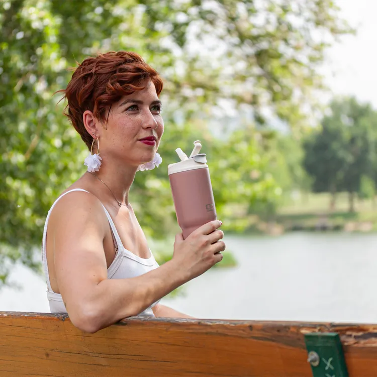 Travel Mug kubek termiczny 0,6 l Pink Moka / Monbento