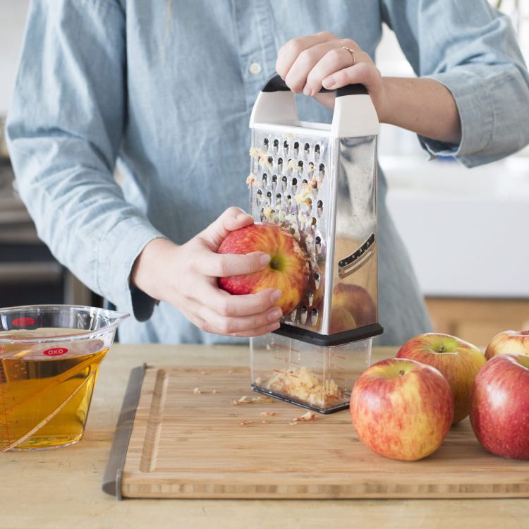 Tarka czterostronna z pojemnikiem BOX GRATER – Good Grips / OXO