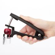 Drylownica do wiśni i oliwek - Good Grips / OXO