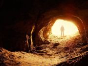 Latarka czołowa LEDLENSER MH4 czarna