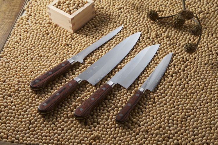 Nóż kuchenny Suncraft SENZO CLAD Petty 135 mm [AS-04]