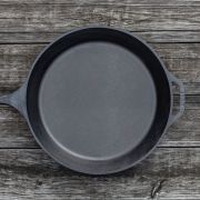 Patelnia żeliwna 38 cm / Lodge