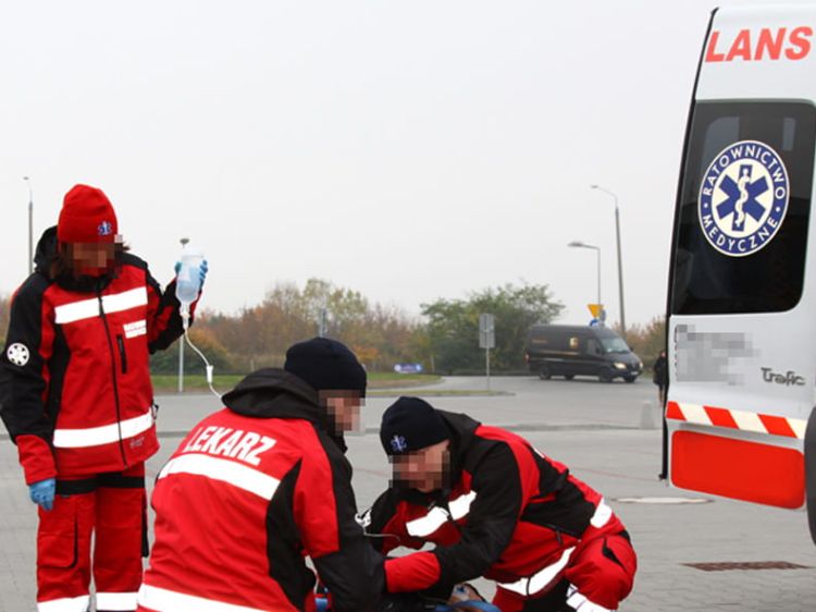 Naklejka RATOWNICTWO MEDYCZNE 46 cm na Ambulans karetkę